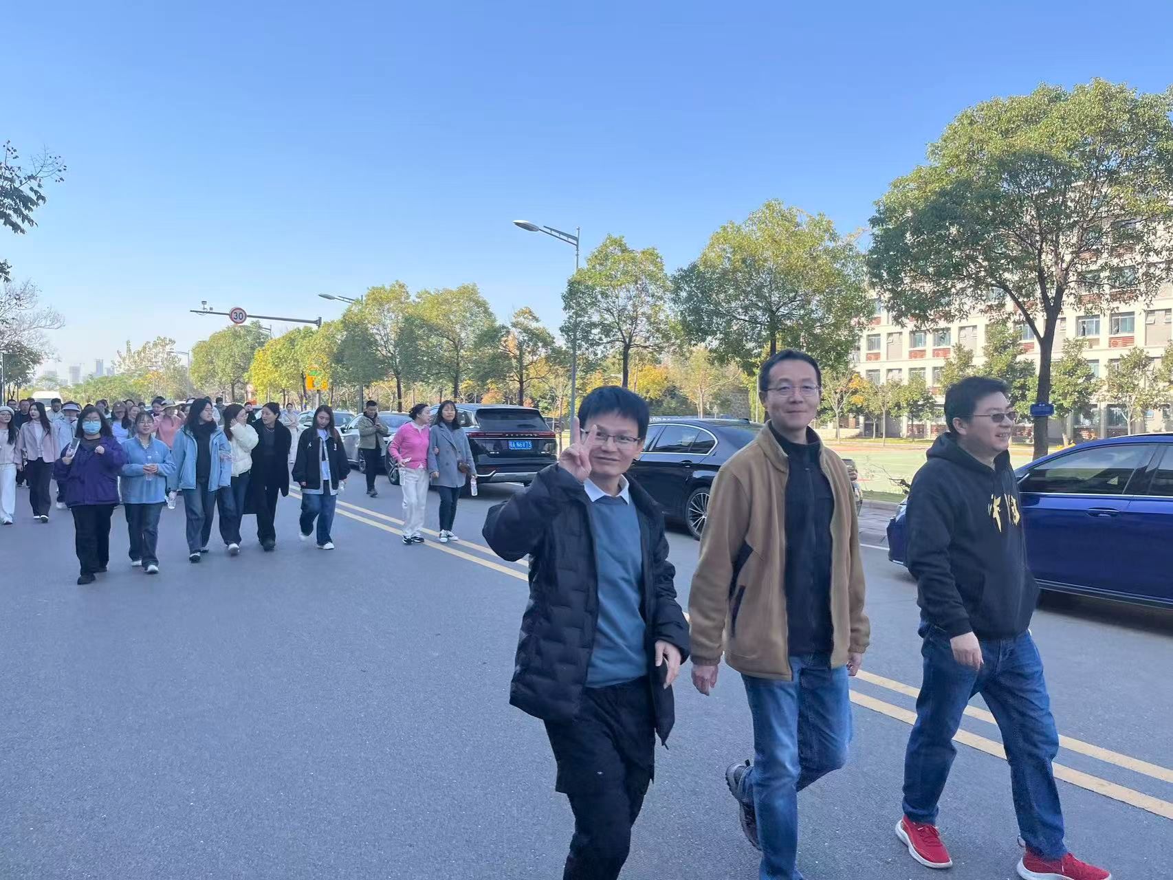 83e63e72e38653053ccc8ab97b827b72