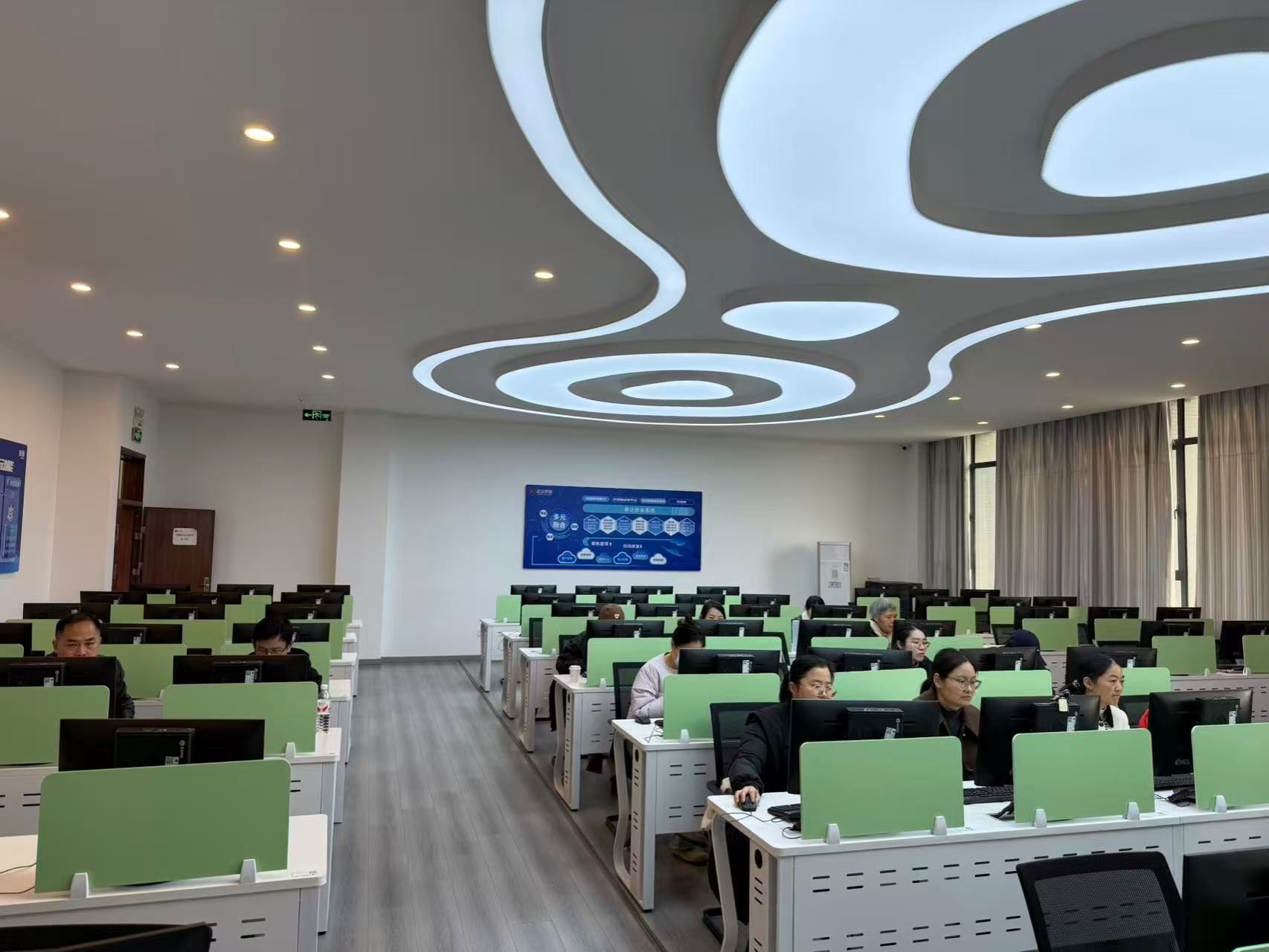 0d76af89ceb02df5adfcb7230c6d6a8a